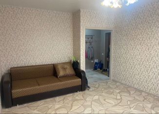 Сдается трехкомнатная квартира, 79 м2, Нефтекамск, улица Декабристов, 5