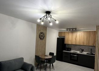 Сдается двухкомнатная квартира, 41 м2, Тюмень, улица 50 лет Октября, 63Г