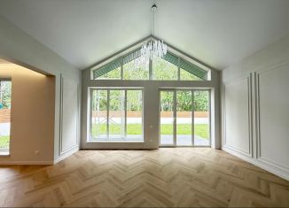 Продам дом, 122.9 м2, село Луговое, Центральная улица