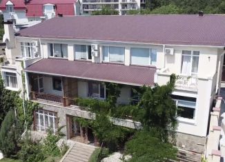 Продается дом, 660 м2, Ялта, улица Яна Тарвацкого, 6