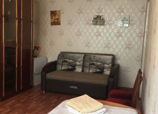 Сдаю 1-комнатную квартиру, 42 м2, Чебоксары, улица Мичмана Павлова