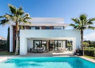 Продажа коттеджа, 115 м2, Сириус, улица Войтенко, 11