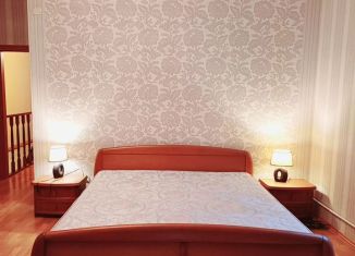 Сдается дом, 200 м2, Крым