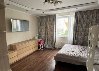 Сдается 1-комнатная квартира, 100 м2, Москва, улица Бианки, 8к2