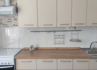 Сдается 1-комнатная квартира, 42 м2, Йошкар-Ола, улица Димитрова, 64А, 6-й микрорайон