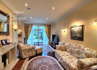 Сдаю в аренду таунхаус, 320 м2, Москва