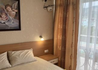 Сдам в аренду коттедж, 23 м2, Судак, улица Бирюзова, 6