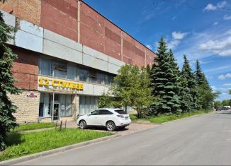 Сдам помещение свободного назначения, 1000 м2, Псков, улица Максима Горького, 1