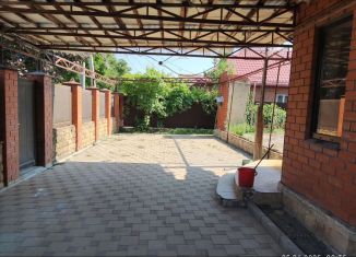 Сдам в аренду дом, 50 м2, Крымск, Ореховая улица