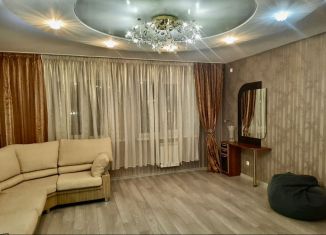 Сдается в аренду 2-комнатная квартира, 70 м2, Тихорецк, Ленинградская улица, 165