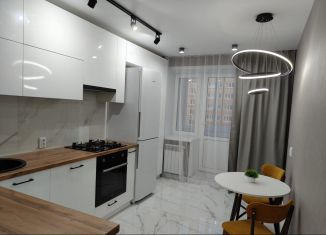 Сдаю в аренду 1-комнатную квартиру, 38.3 м2, Йошкар-Ола, улица Йывана Кырли, 31Б