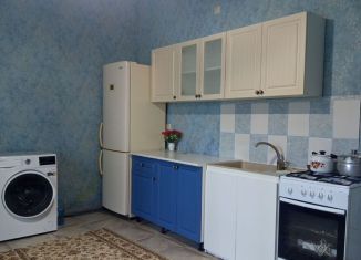 Сдается в аренду дом, 48 м2, Махачкала, улица Эмирова, 31