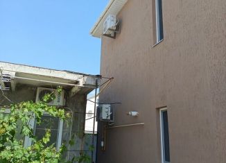 Сдается дом, 35 м2, Судак, Школьная улица, 25