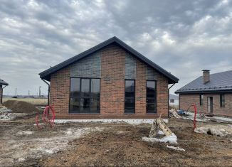 Продается дом, 115 м2, деревня Азьмушкино, улица Руслана Каримова