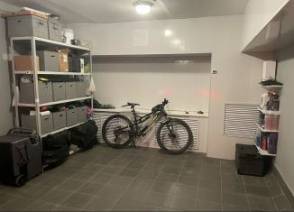 Продаю гараж, 24 м2, Удмуртия, улица имени Репина, 32