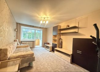 Сдам в аренду 2-ком. квартиру, 45 м2, Уфа, улица Белякова, 17