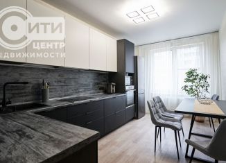 Сдам 2-ком. квартиру, 56 м2, Воронеж, улица Загоровского, 1, ЖК Россия - Пять столиц