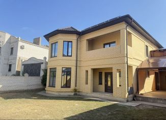 Продам коттедж, 462.8 м2, Астрахань, 8-й Ульяновский переулок, 18