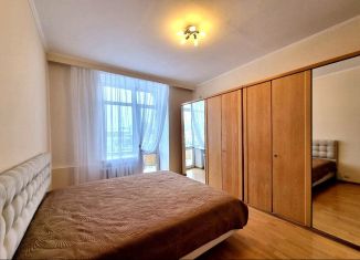 Сдается двухкомнатная квартира, 61.7 м2, Омск, проспект Карла Маркса, 45