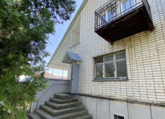 Продаю коттедж, 295.4 м2, Ставрополь, микрорайон № 29, Марьинская улица, 58