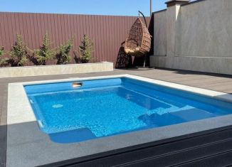 Сдается в аренду дом, 120 м2, поселок городского типа Заозерное, улица Аллея Дружбы, 12Ак2