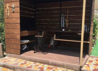 Сдается в аренду дом, 150 м2, поселок городского типа Коктебель, улица Жуковского, 3