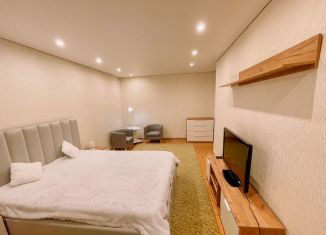 Сдам двухкомнатную квартиру, 45 м2, Москва, Дмитровское шоссе, 105к4, метро Селигерская