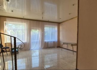 Сдается в аренду таунхаус, 170 м2, Ростовская область, Буровая улица, 31А