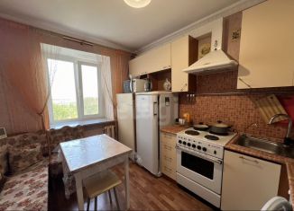 Сдам 3-комнатную квартиру, 62 м2, Тюмень, Станционная улица, 38Б, Восточный округ