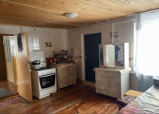 Продаю дом, 105 м2, поселок городского типа Вурнары, улица Апнерка, 29