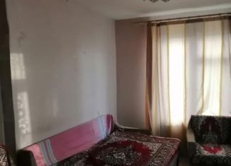 Сдается в аренду однокомнатная квартира, 35 м2, Лобня, улица Ленина, 49