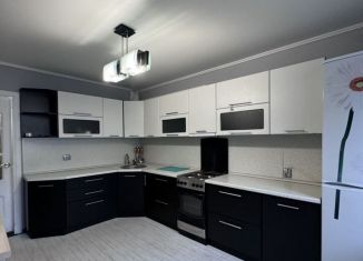 Сдам в аренду 1-ком. квартиру, 45 м2, Тюмень, улица Пермякова, 72к3, ЖК Домостроитель