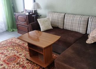 Сдаю в аренду двухкомнатную квартиру, 42 м2, Кропоткин, Красная улица