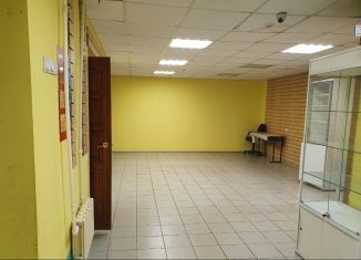 Продам торговую площадь, 74.8 м2, поселок Тюльган, улица Кирова, 4