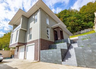 Сдача в аренду дома, 300 м2, посёлок городского типа Дагомыс, Российская улица, 15/11