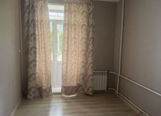 Сдается в аренду 2-ком. квартира, 48 м2, Ревда, улица Карла Либкнехта, 67