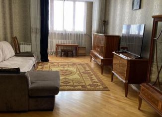 3-комнатная квартира в аренду, 86 м2, Махачкала, улица Абдулхакима Исмаилова, 4В