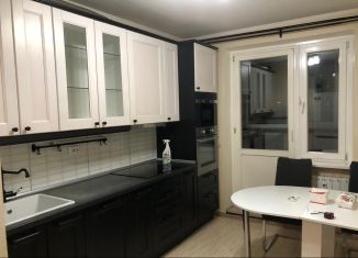 Сдам в аренду двухкомнатную квартиру, 60 м2, Котельники, 3-й Покровский проезд, 1, ЖК Парковый