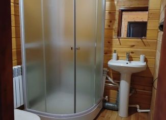 Сдается в аренду дом, 200 м2, поселок Хужир, Молодёжная улица