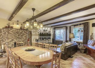 Продаю дом, 260 м2, посёлок ЛМС, Садовая улица, 9