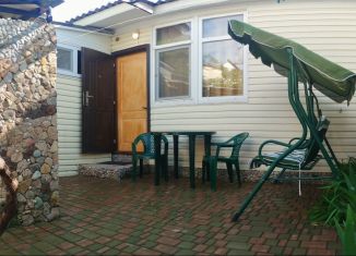 Сдам в аренду дом, 30 м2, Феодосия, улица 8 Марта, 12