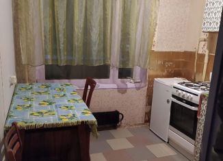 Сдам 2-ком. квартиру, 45 м2, Люберцы, Красноармейская улица, 13