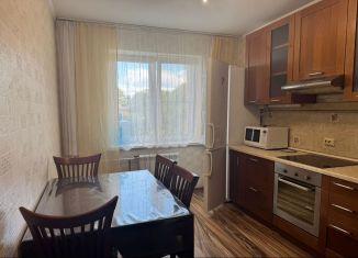 Сдам в аренду 2-комнатную квартиру, 52.7 м2, Лобня, Спортивная улица, 7к3