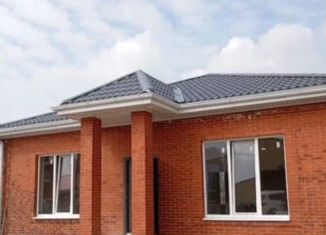 Продам дом, 108 м2, село Чалтырь, улица Мясникяна, 97Б