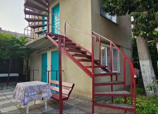 Сдается в аренду дом, 50 м2, Сочи, улица Нахимова, 14