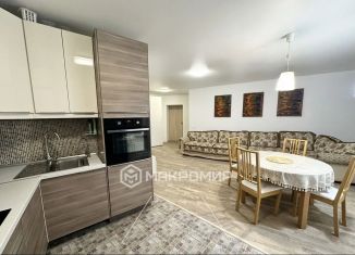 Сдача в аренду 3-ком. квартиры, 80 м2, Татарстан, Ягодинская улица, 25