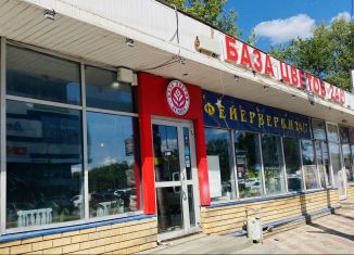 Продам торговую площадь, 100 м2, Нижний Новгород, улица Композитора Касьянова, 2Б