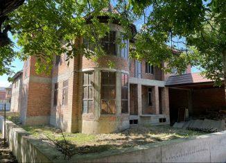 Продается дом, 456 м2, Грозный, улица Олега Кошевого, 1