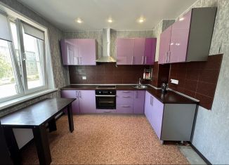 Двухкомнатная квартира в аренду, 57 м2, Междуреченск, улица Дзержинского, 7
