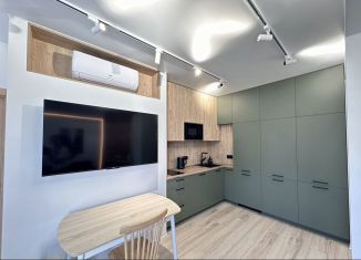 Сдаю 2-ком. квартиру, 38 м2, Сочи, Курортный проспект, 96Гк1, микрорайон Приморье